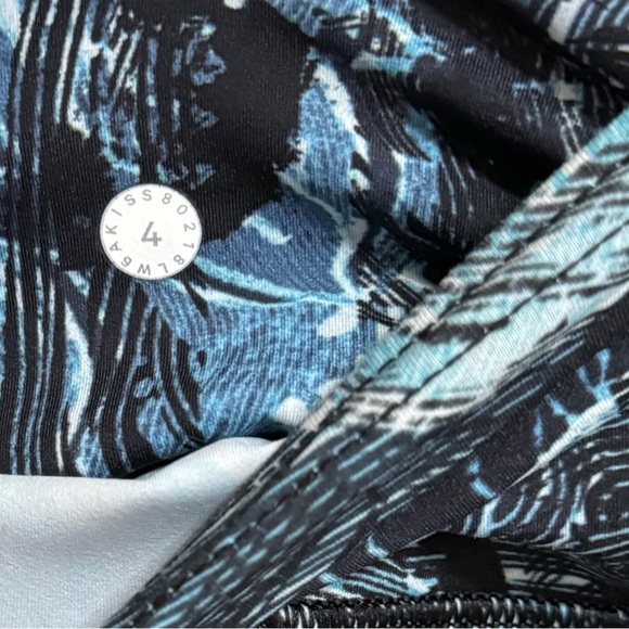 Lululemon Fast & Free Crop 19” Nulux Leggings, Eternal Wave Starlight Black - Picture 5 of 5